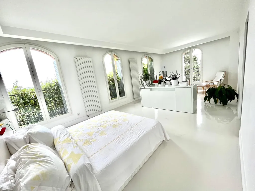 Magamistoad - Family House with Paris View in Saint-Cloud
