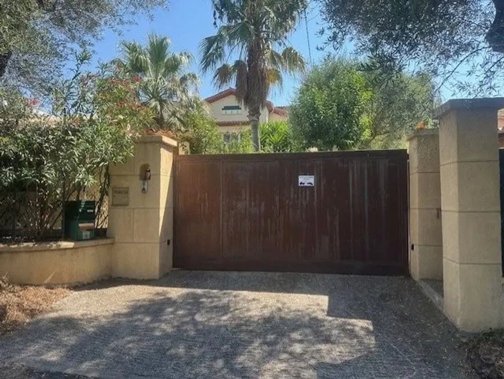 Välivaade - Villa with Private Pool in Central District