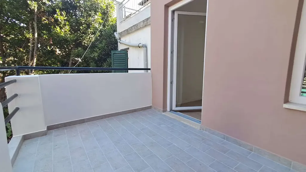 Balcon - Modern Bilocale with Terrace in Ancona