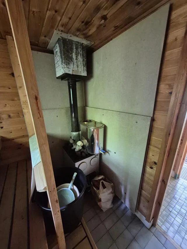 Pièces - Electrically Heated Cottage with Lake View in Sulkava