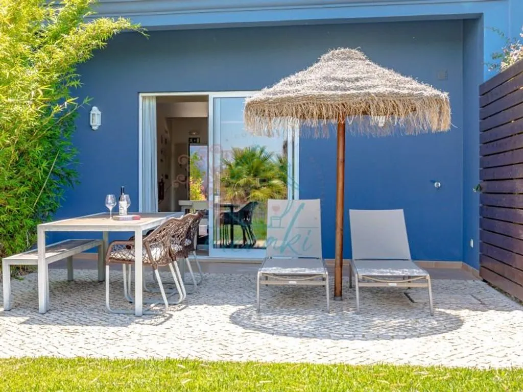 Terrasse - Luxury Hotel with Resort Amenities in Espiche