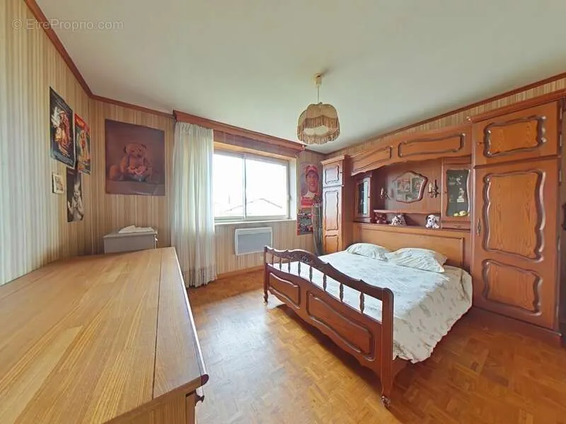 Maison 5 pièces à Metzeresche