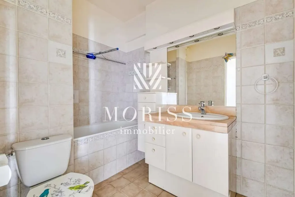 Appartement 4 pièces à Paris-17e
