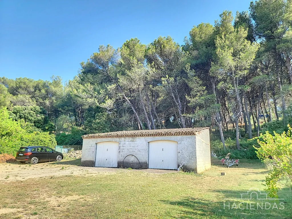 Välivaade - Traditional House with Constructible Plot near Aix-en-Provence