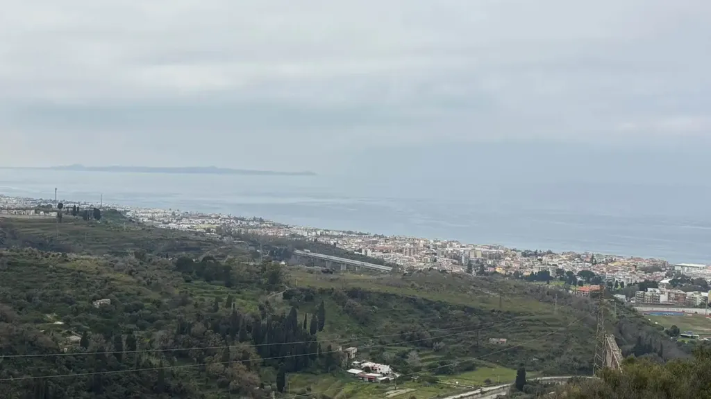 Independent House with Garden in Messina