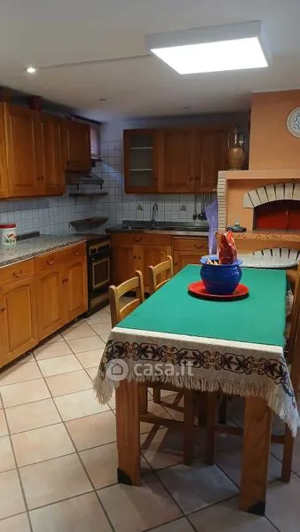 Cuisine - Spacious Trilocale in Central Carrara
