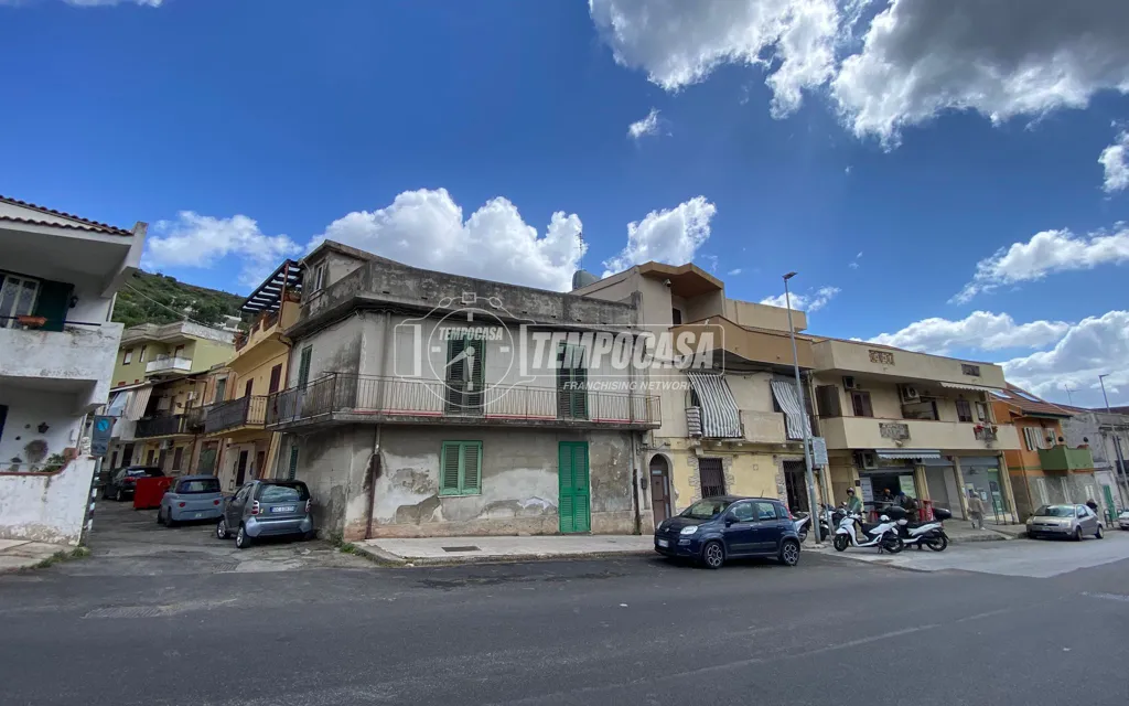 Esterno - Semi-Independent Bilocale near Messina Centre