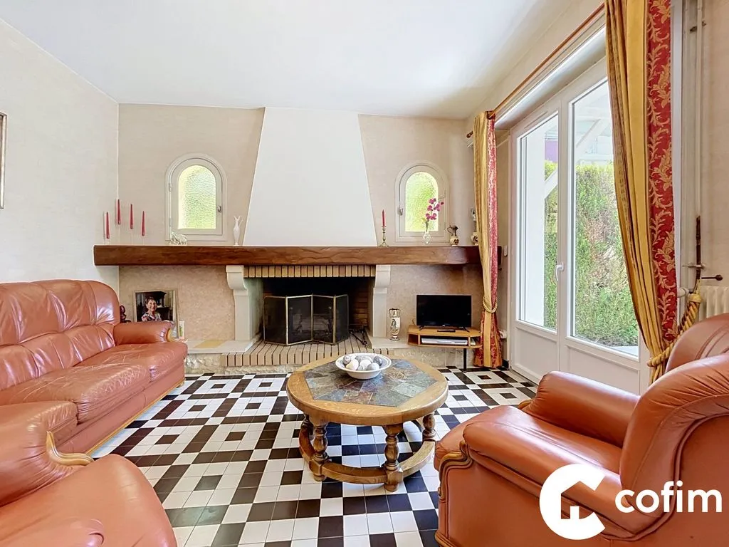 Séjour - Villa Familiale avec Vue Pyrénées à Pau