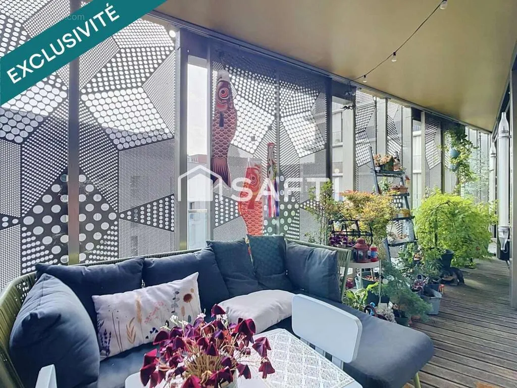 Terrazza - Apartment with West-Facing Loggia in Paris 13th