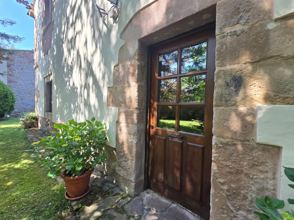 12-room house in Valdáliga