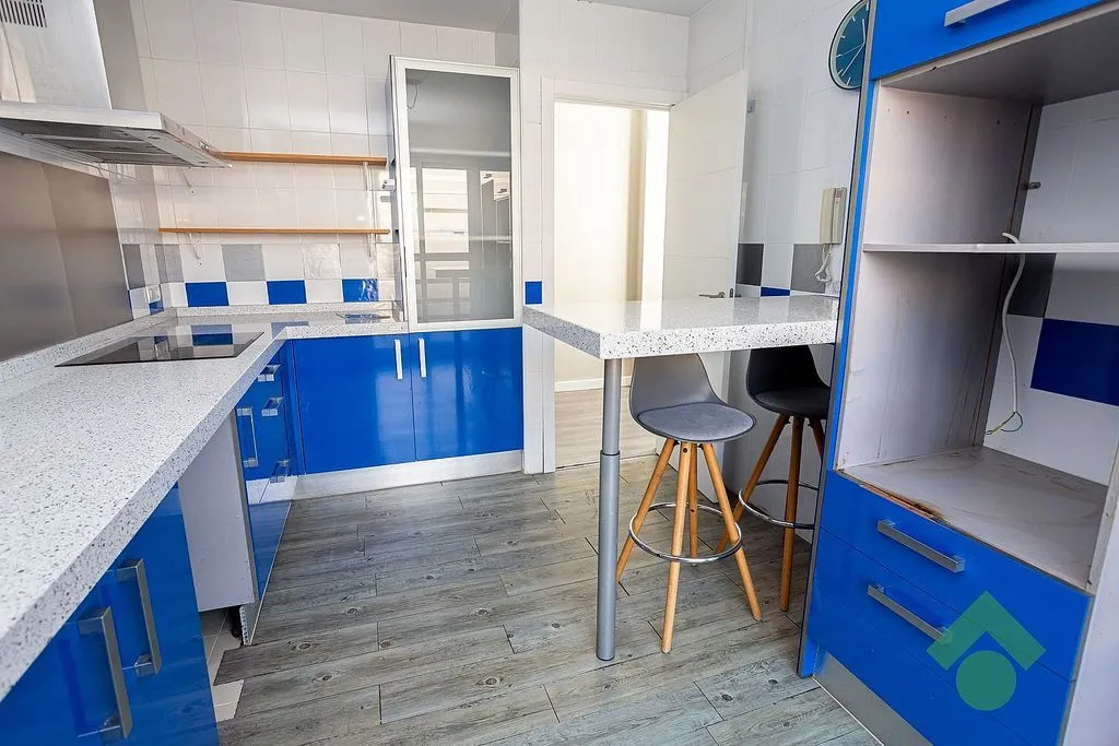 Köök - Penthouse with Terrace in San Bernabé