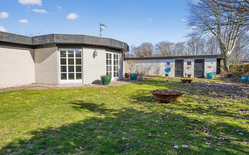 Jardin - Detached Villa with Garden in Hillerød