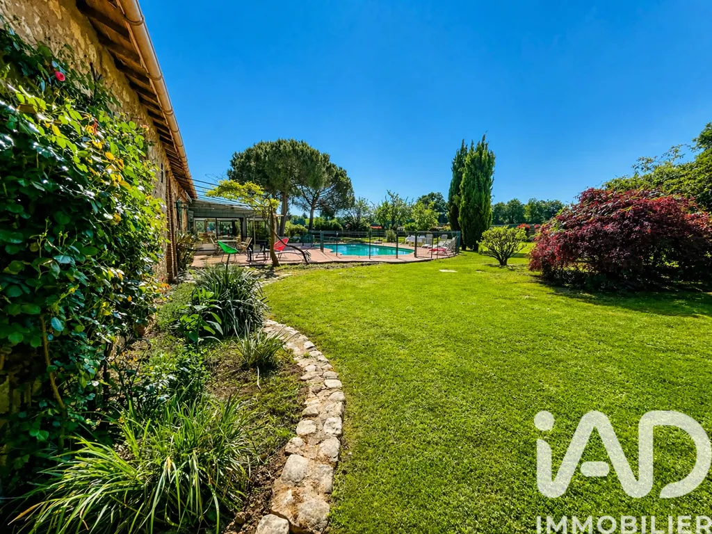 Aed - Character House with Pool in Bergerac