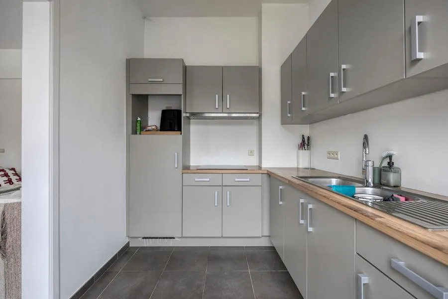 Kitchen - Charming Apartment with Central Location in Aarschot