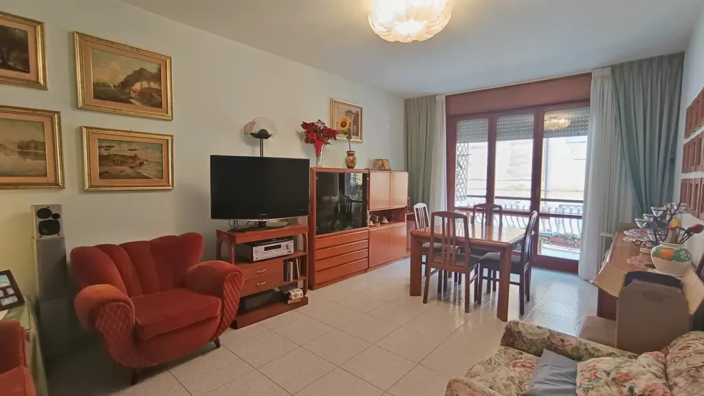 Salón - Apartment with Mountain View in Solofra