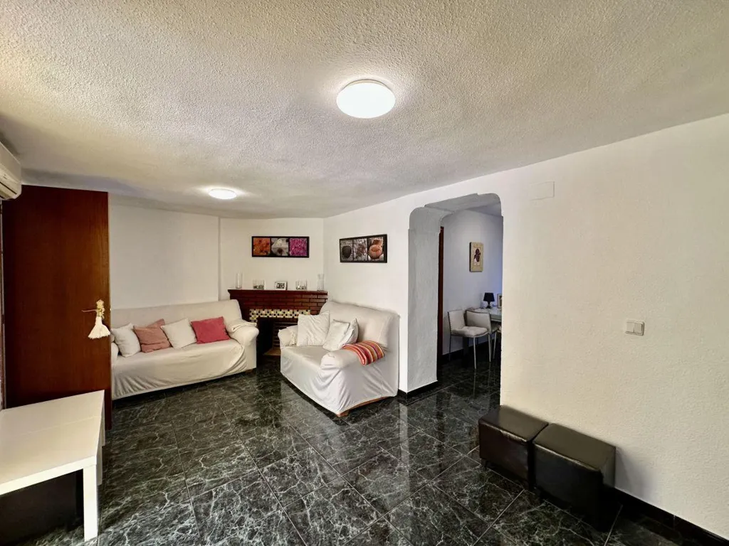 Soggiorno - Renovated House with Pool in Polop's Historic Centre