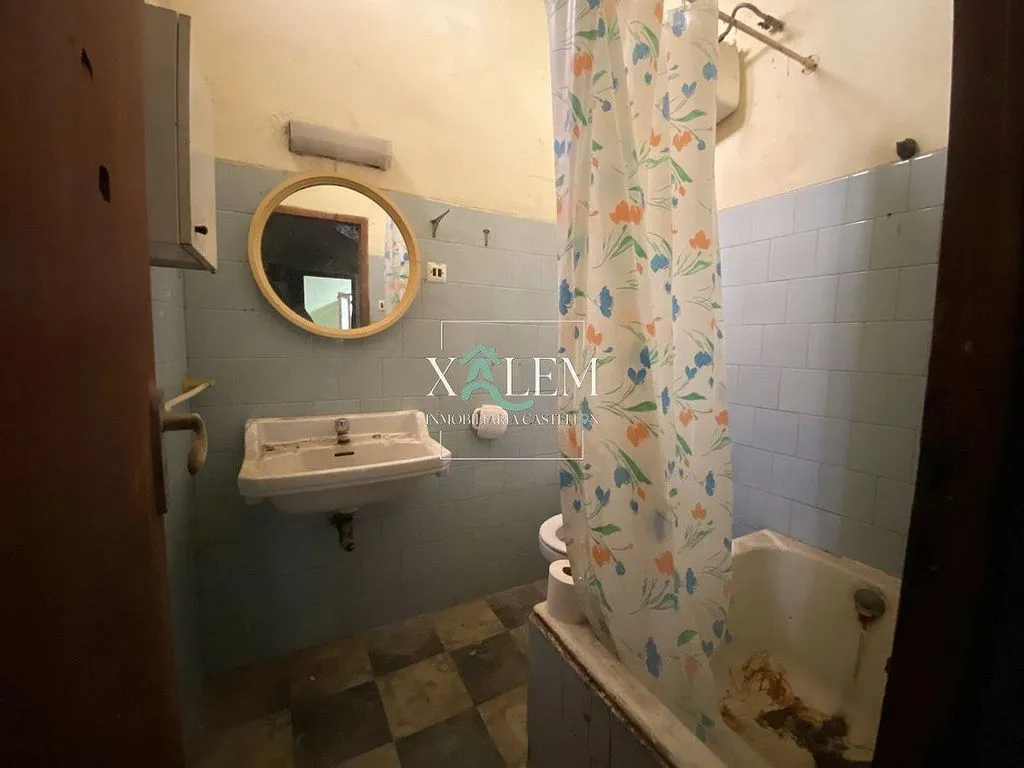 Vannitoad - Significant House with Terrace in Vila-real