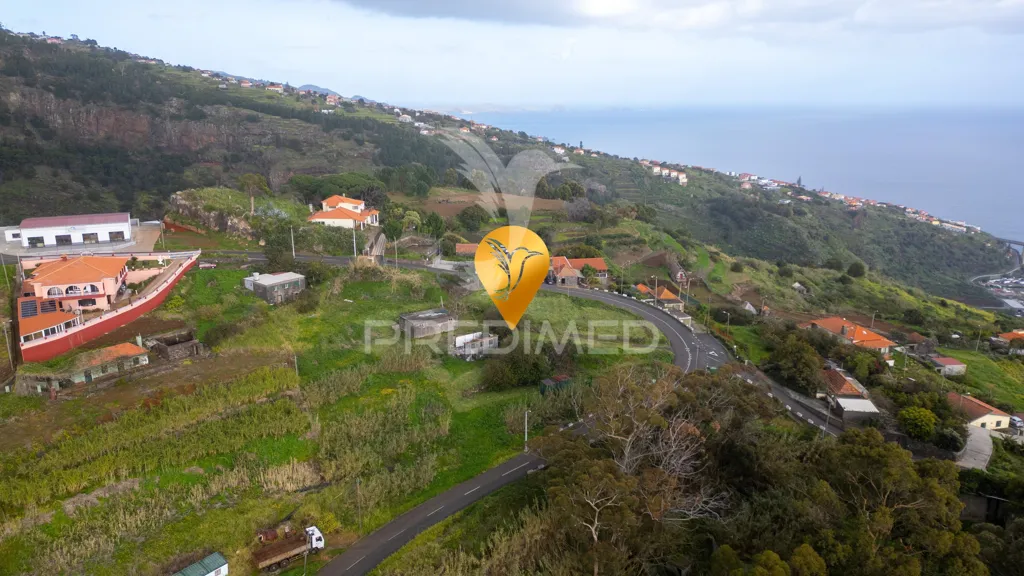 Vue aérienne - Buildable Plot with Sea View in Caniço