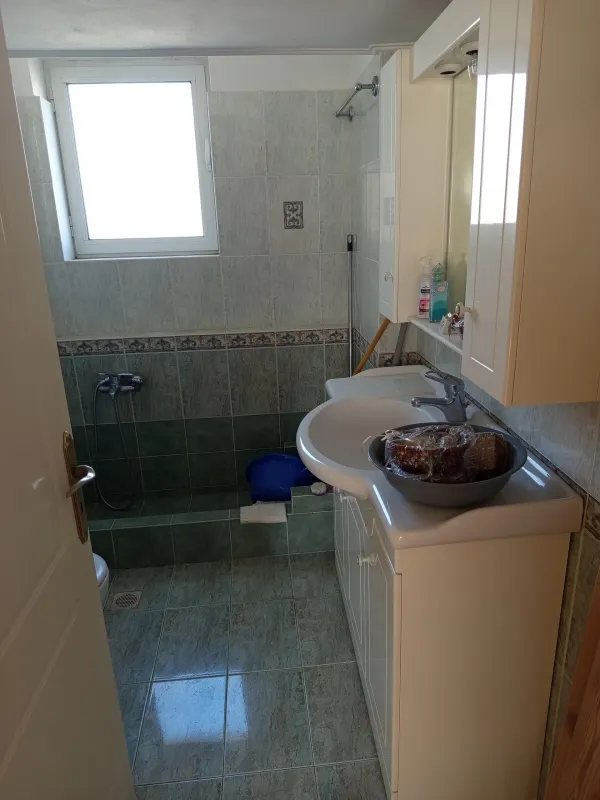 Bagni - Bright Corner Apartment with Balcony in Dafni