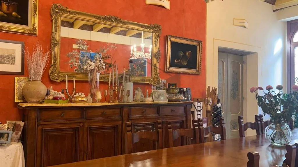 Söögituba - Historic Villa with Private Courtyard in Verona