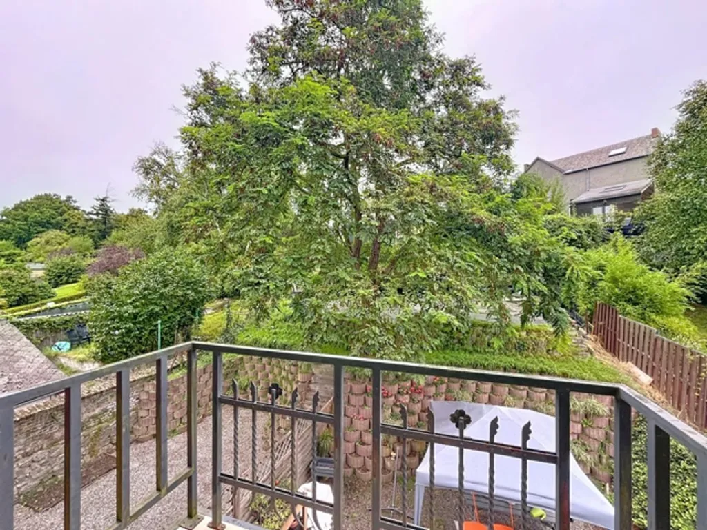Jardin - Duplex Rénové avec Balcon à Flawinne, Namur