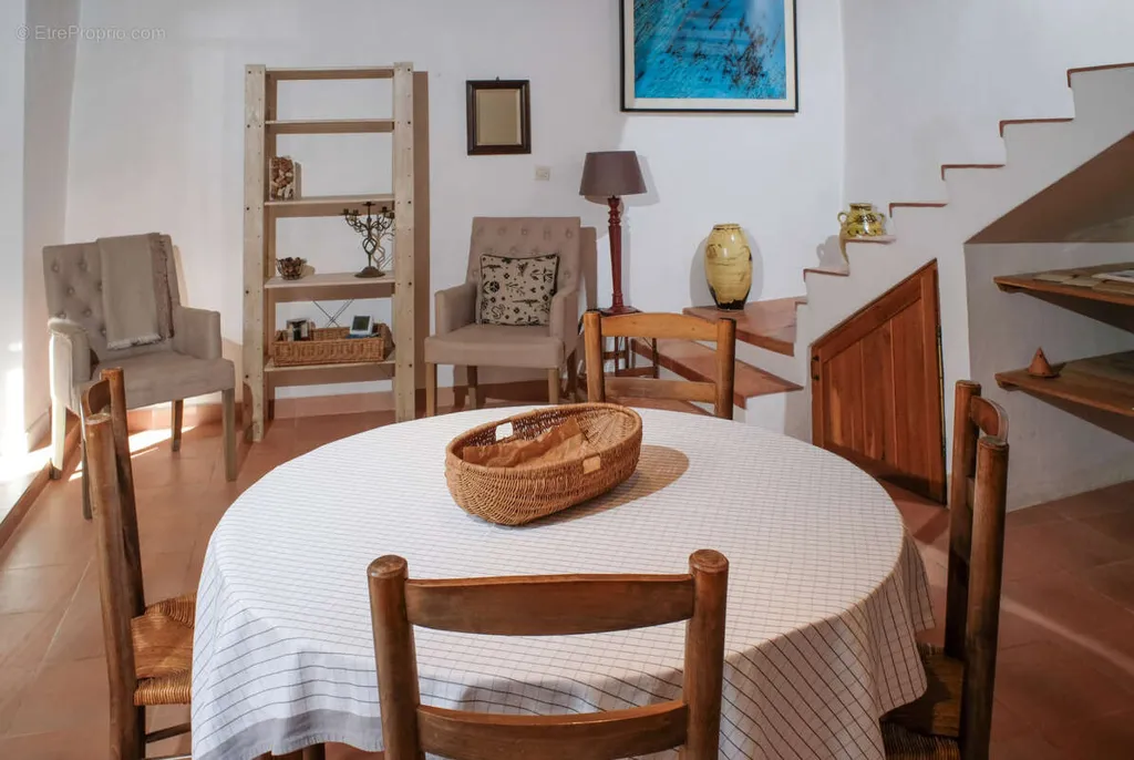 Söögituba - Charming Ensemble with Village Views near Uzès
