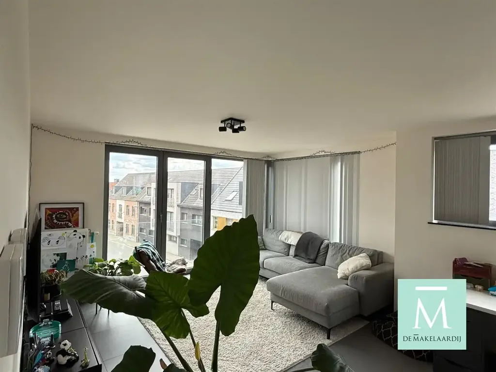 Elutuba - Spacious Light-Filled Apartment in Sint-Katelijne-Waver