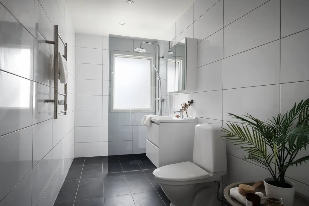 Salles de bain - Renovated Villa with Fireplace in Grödby