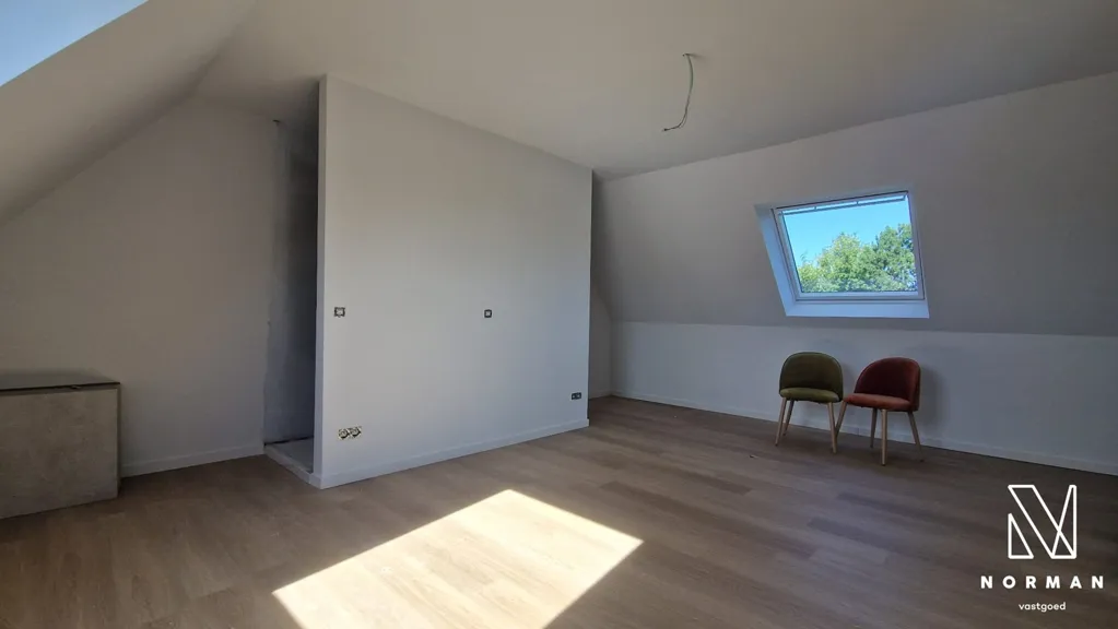Toad - Contemporary House with Terrace in Harelbeke