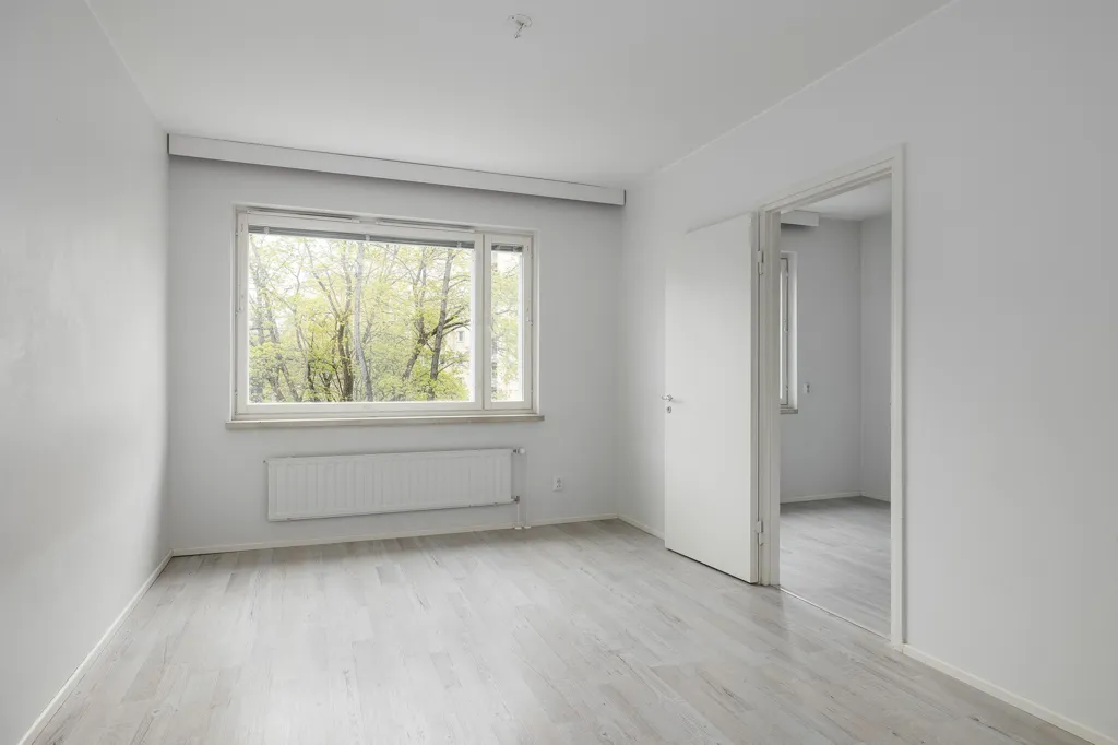 Toad - Modernised Apartment with City Centre Views in Lahti