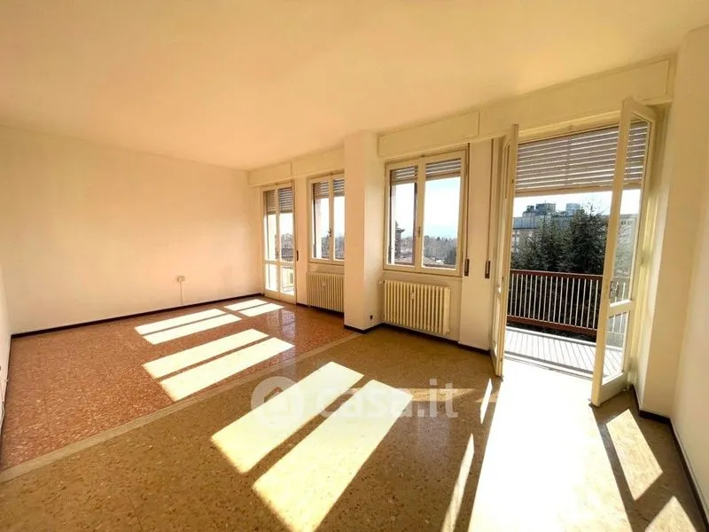 Elutuba - Apartment with Hillside View in Voghera
