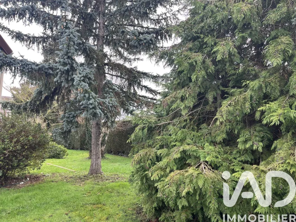 Jardin - Maison Familiale avec Jardin à Étrépagny