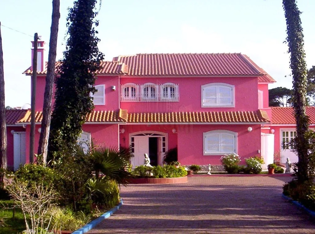 Exterior - Luxury House with Pool in Sintra