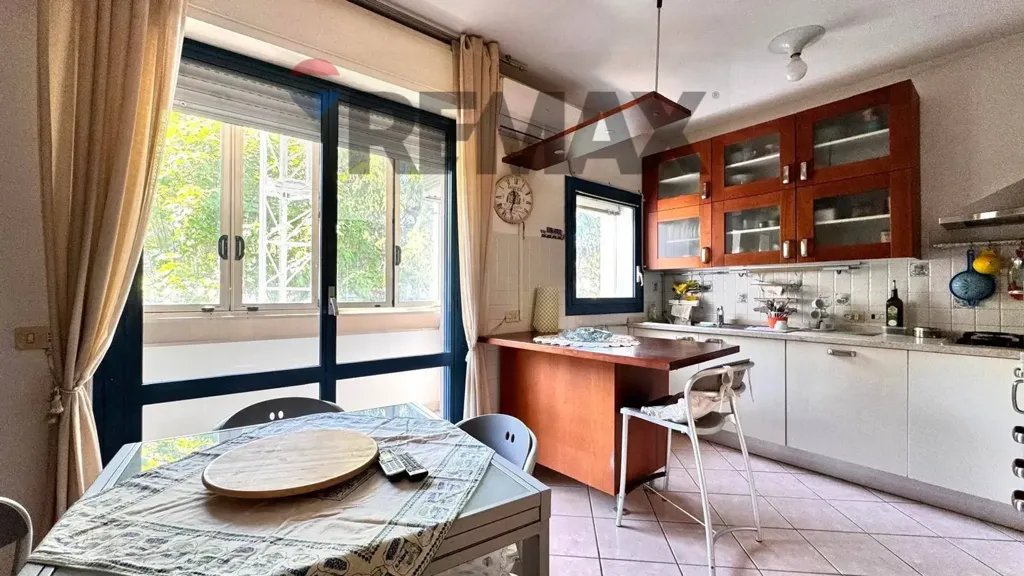 Cucina - Spacious Apartment with Balconies in Forlì Centre