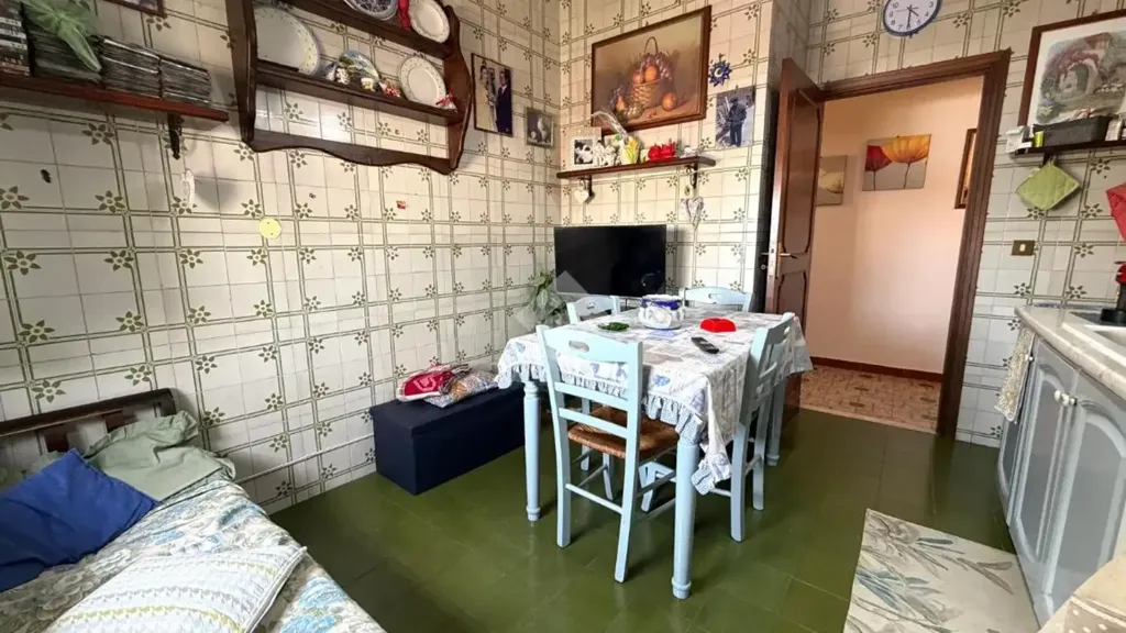 Söögituba - Two-Bedroom Apartment with Balcony in Palermo