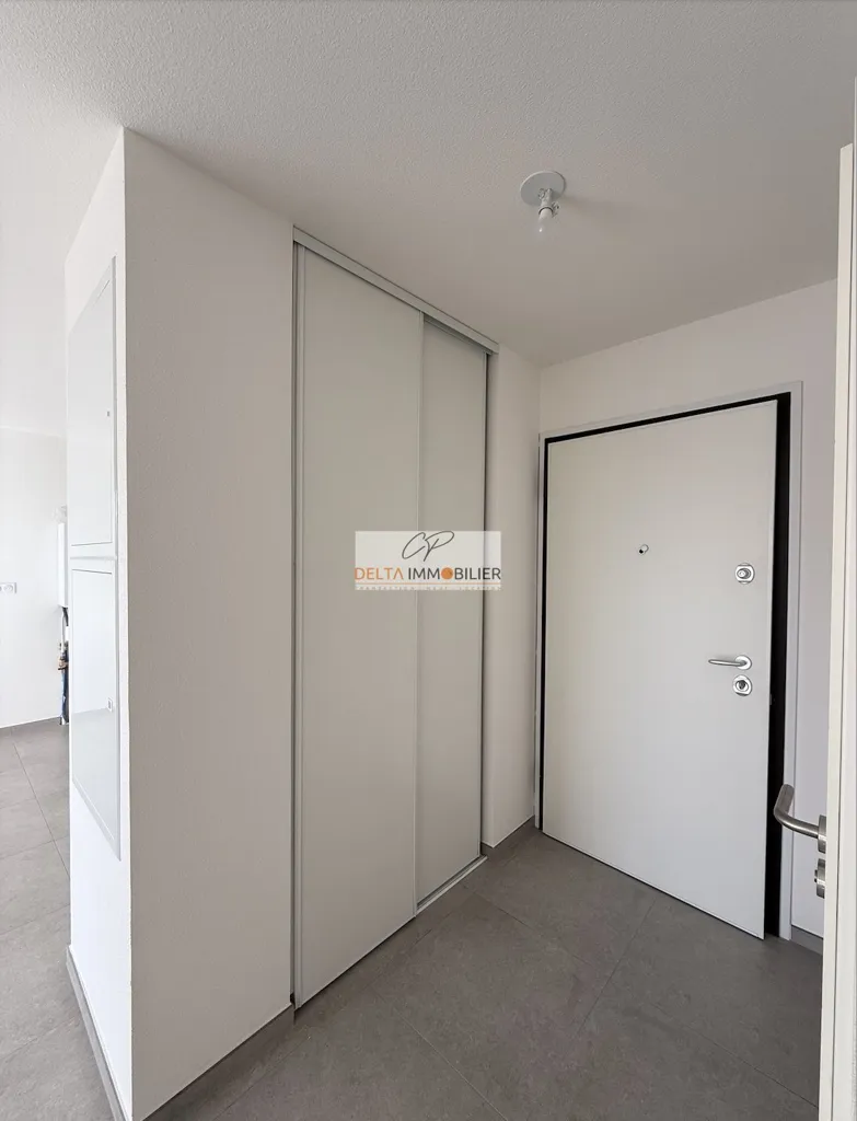 Stanze - Apartment with Large Terrace in Landser