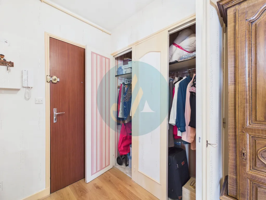 Toad - Bright T2 Apartment with Garage in Nevers