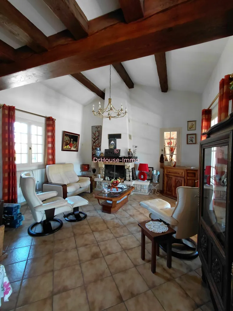 Elutuba - Provençal Villa with Pool in Charols
