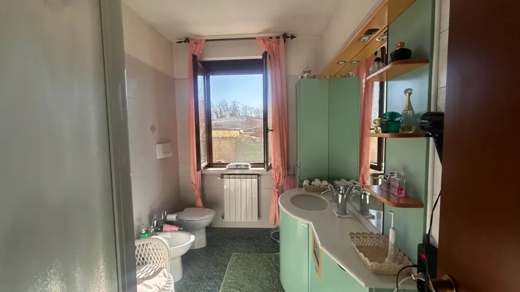 Salles de bain - Villa with Garden in Gambolo', Belcreda