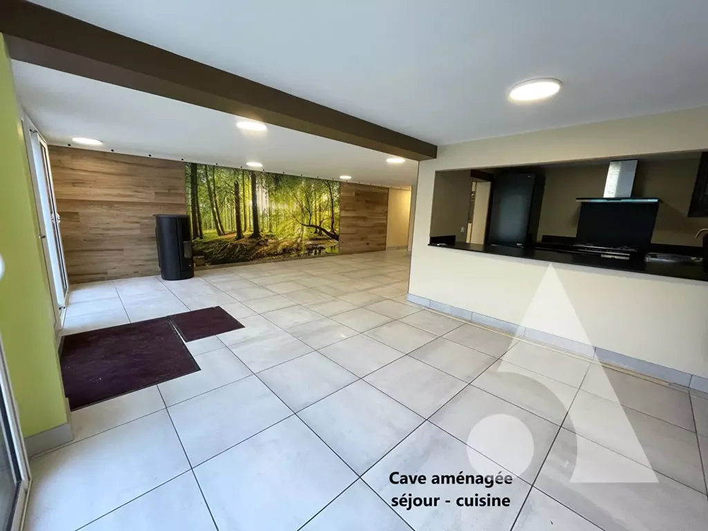 Esik - Multi-Unit Property with Garden in Valley de l'Automne