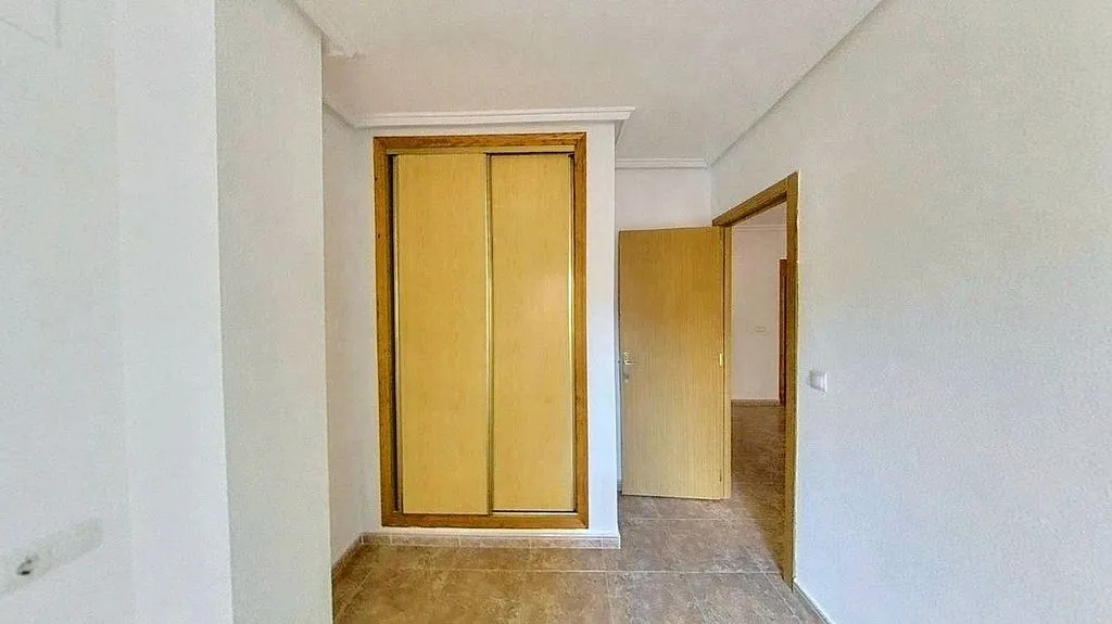 hallway_entrance