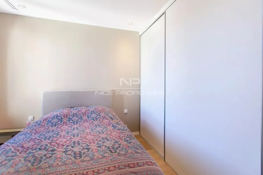 Magamistoad - Luxury Flat with Balcony in Nice Centre