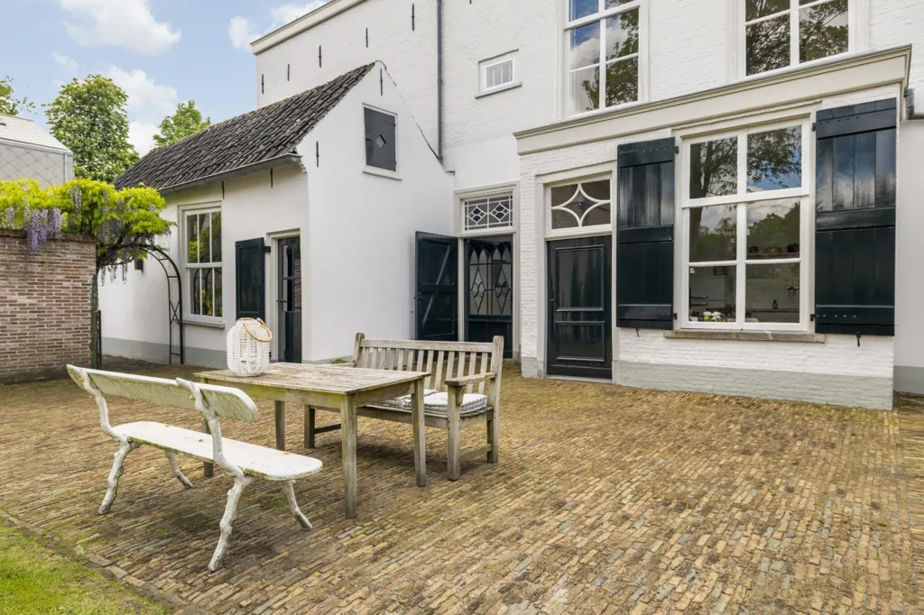 Garden - Monumental Villa with Historical Charm in Breda