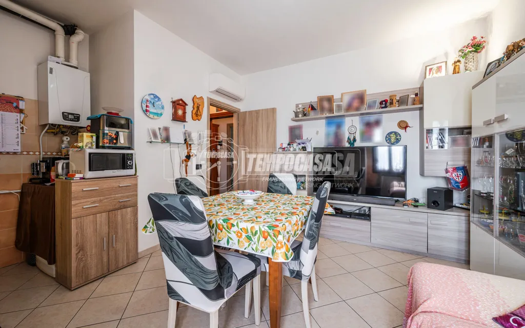 Salle à manger - Modern Apartment with Large Terrace in Vignola