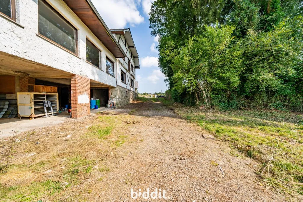 Aed - Renovable Building with Garden in Amblève