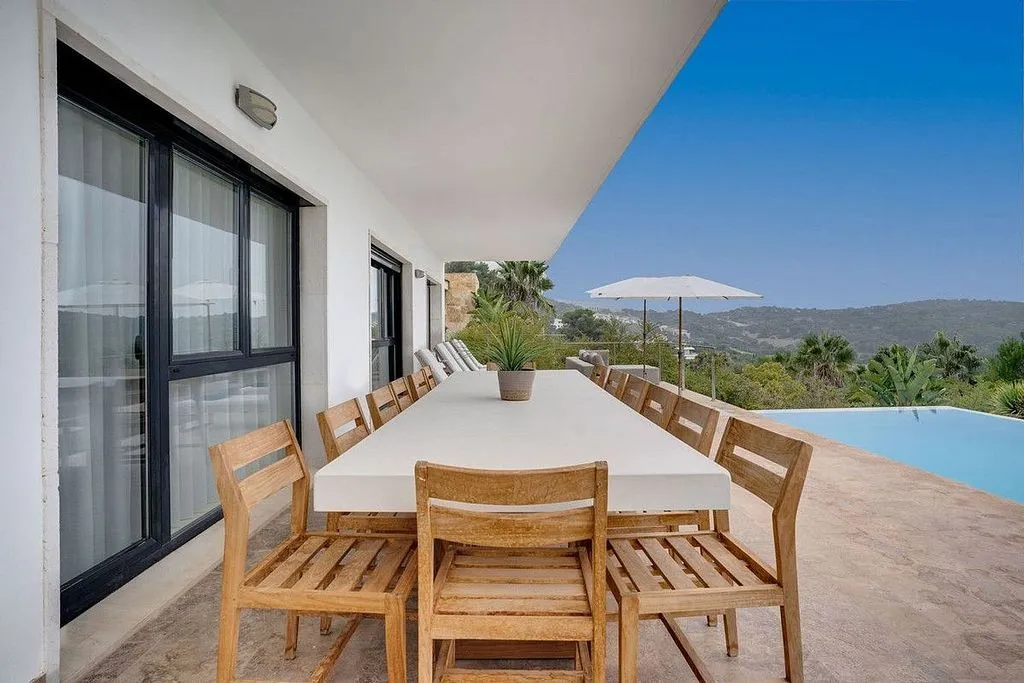 Pool - Chalet with Pool and Terrace in Sotogrande