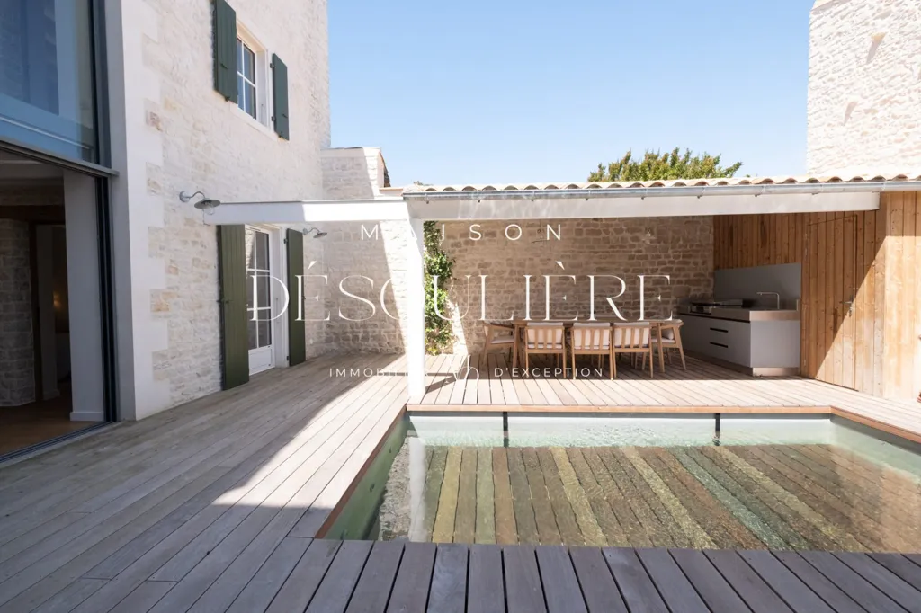 Bassein - Chic Château with Pool in La Noue