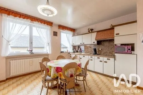 Cuisine - Maison de 6 Pièces avec Terrasse à Lexy