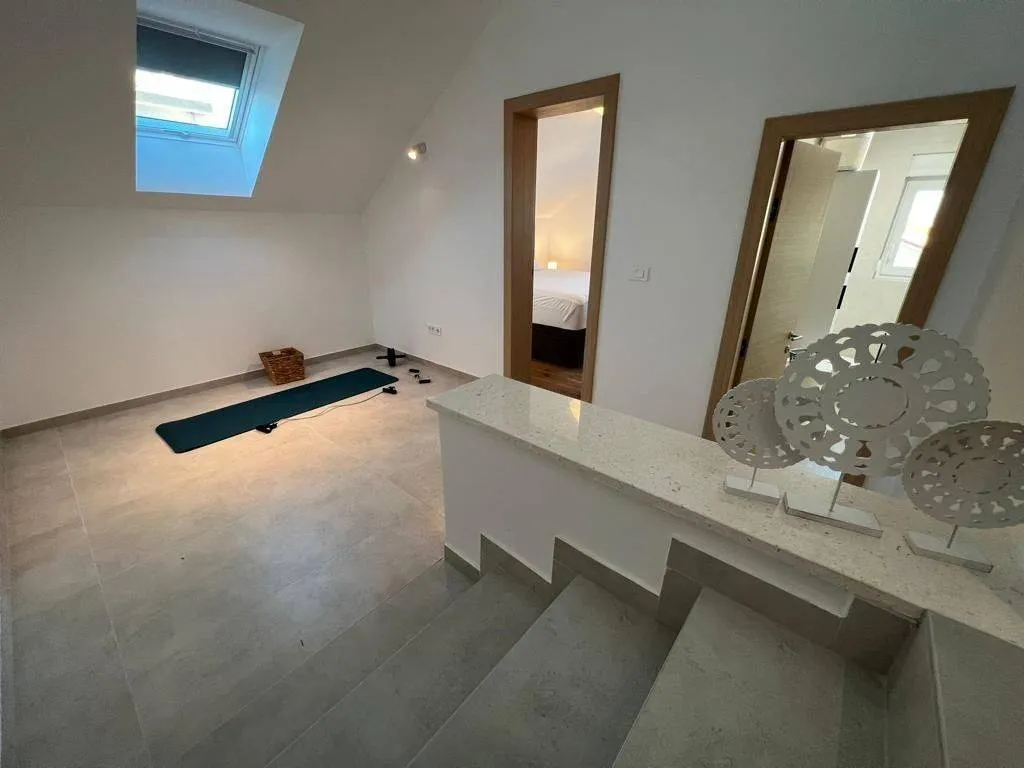 Ingresso - Penthouse with Sea View in Kolan