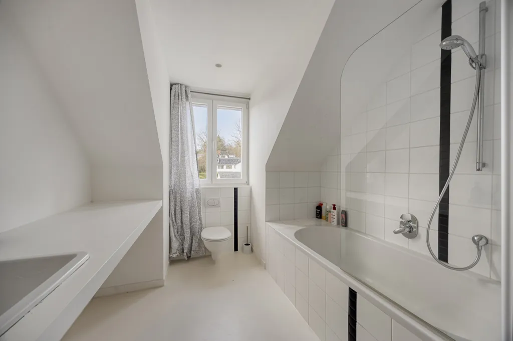 Vannitoad - Luxury House with Pool on Blücherlaan, Uccle